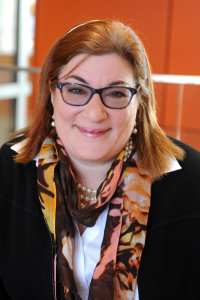 Headshot of Elizabeth Cohn.